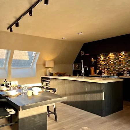 Appartement Luxe Duplex Met Prive Parking