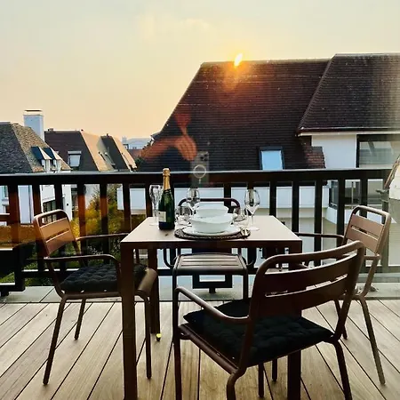 Luxe Duplex Met Prive Parking 크노케-하이스트