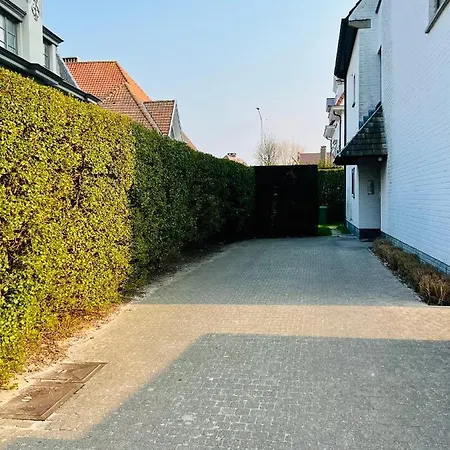 Luxe Duplex Met Prive Parking Apartment *