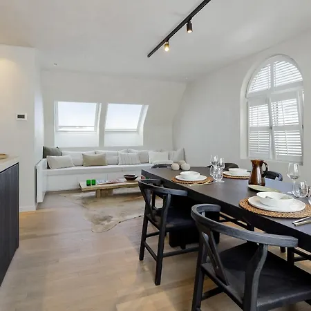 Luxe Duplex Met Prive Parking Appartement *